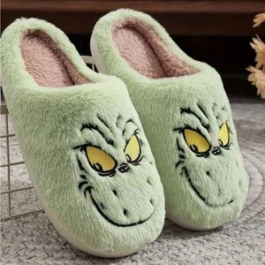Green Fuzzy Grinch Slippers